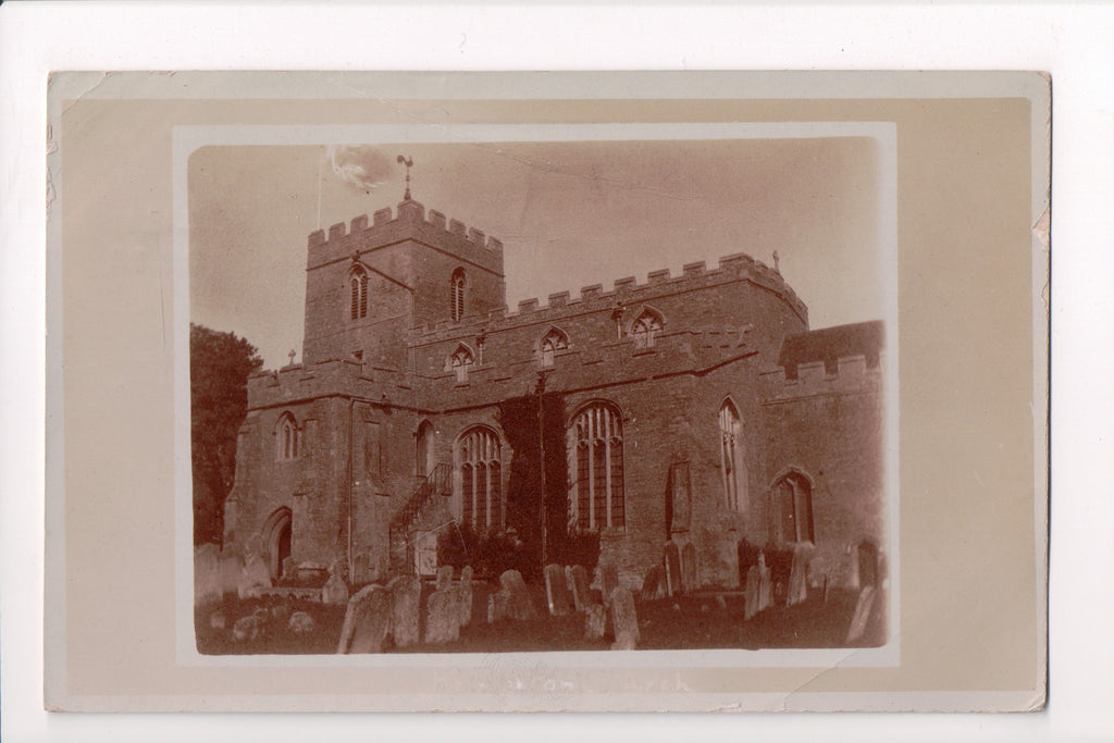 Foreign postcard - Kempston, Bedfordshire, UK - Cemetery, graves, church - JR002