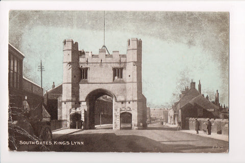 Foreign postcard - KINGS LYNN, Norfolk - Southgates - Dainty Series - JR0028