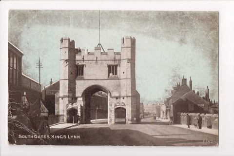 Foreign postcard - Kings Lynn, Norfolk - Southgates - Dainty Series - JR0028