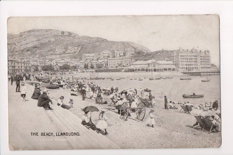 Foreign postcard - LLANDUDNO, Wales, UK - The Beach, spoked wagon - JR0021