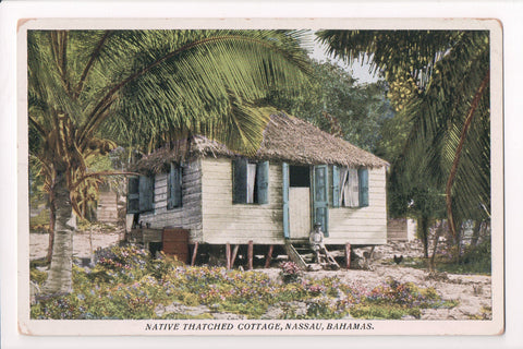 Foreign postcard - Nassau, Bahamas - Native Thatched Cottage - A10098