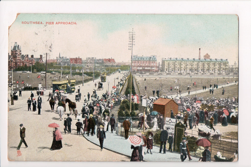 Foreign postcard - Portsmouth, Hampshire, UK - Southsea Approach - JR0022