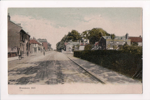Foreign postcard - Stanmore Hill, UK - Abercorn Arms Royal Hotel - JR0125